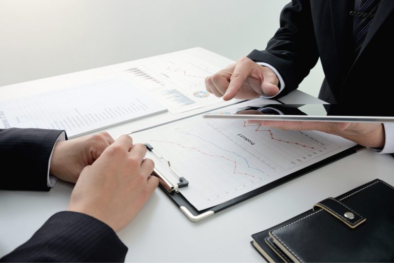 10 Essential Event Planning Tips for a Successful Event - momencio