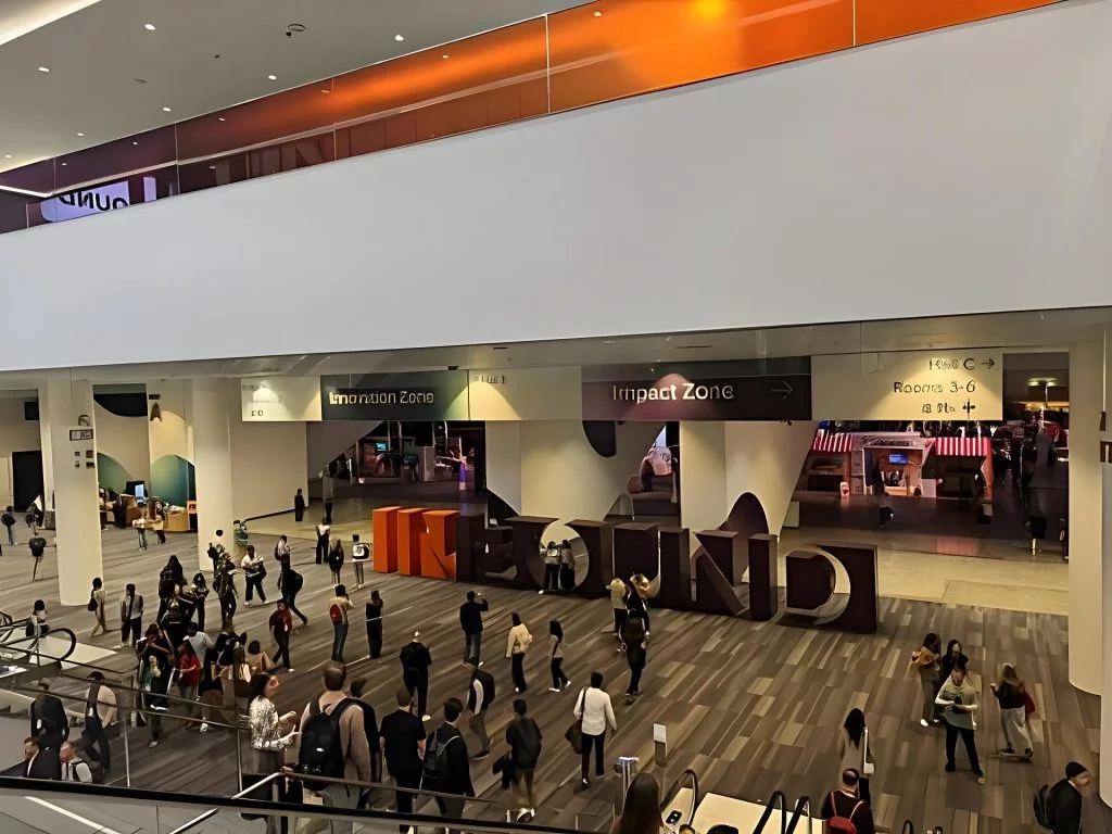 Inbound 2025 x momencio